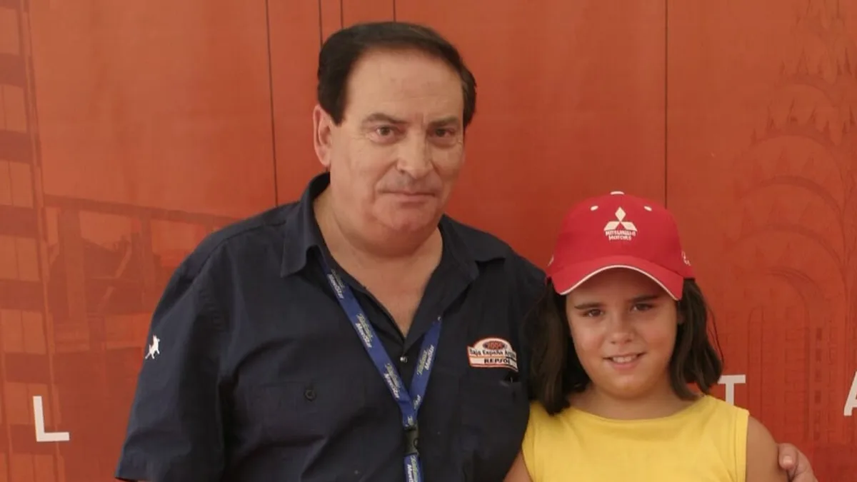 La desgarradora despedida de la periodista Carlota a su padre, Carlos Gracia, expresidente del automovilismo español, tras su muerte a los 84 años