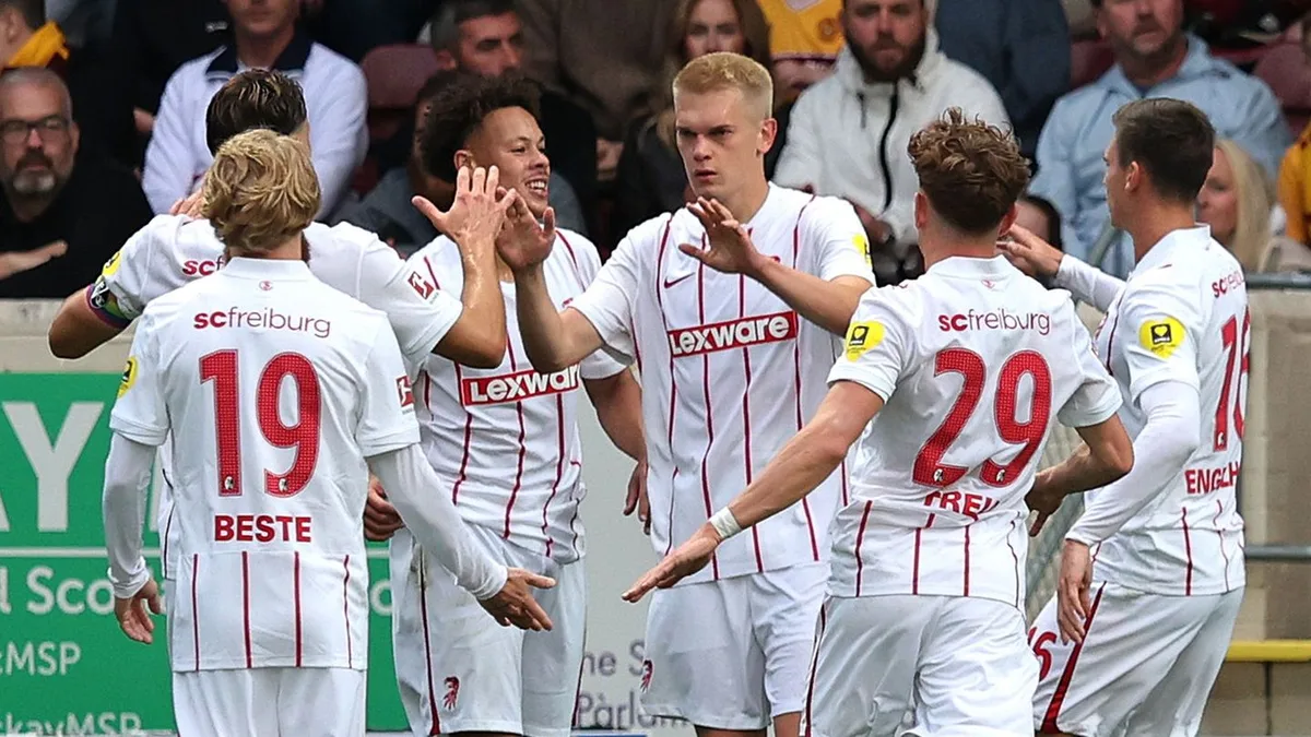 Conference-League-Playoffs: SC Freiburg siegt bei Pflichtspieldebüt in Schottland