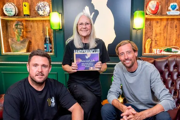 Peter Crouch hails 'amazing' family duo who save men from suicide