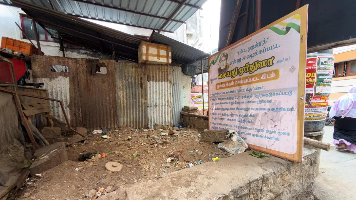 Concern over derelict condition of Syed Murtuza Saheb’s grave in Tiruchi