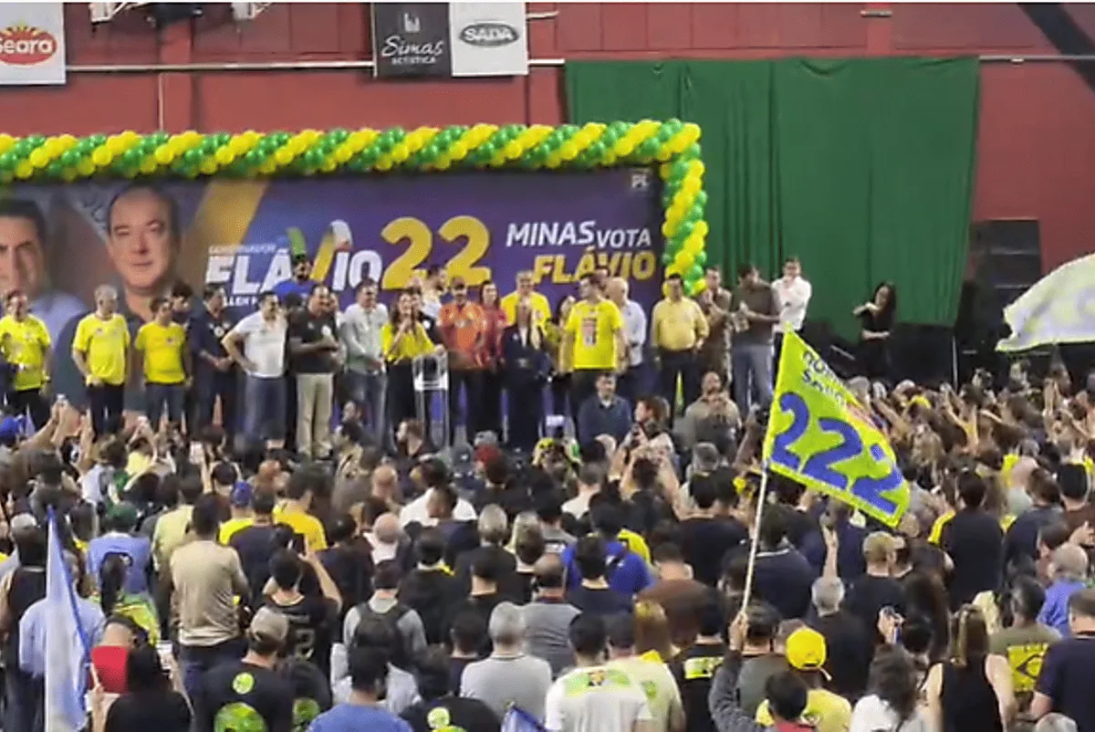 Flávio celebra apoio de Cleitinho, mas diz que seu candidato é Roscoe