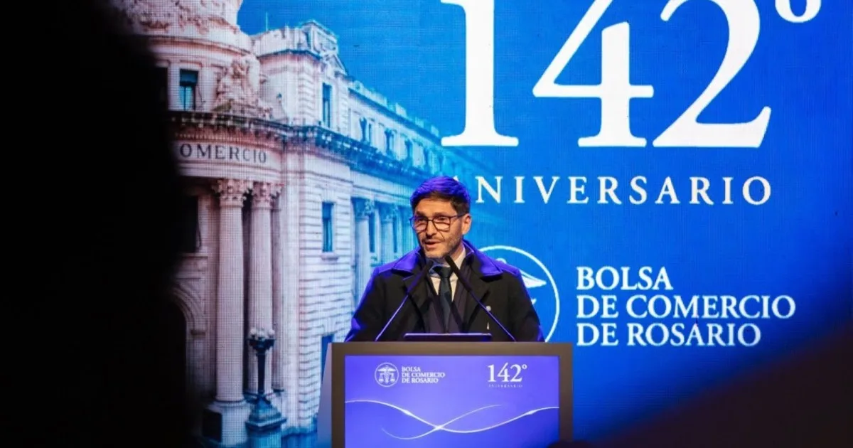Pullaro: "Tenemos que trabajar juntos para tener una ley en el Congreso que termine con las retenciones porque necesitamos ser competitivos"