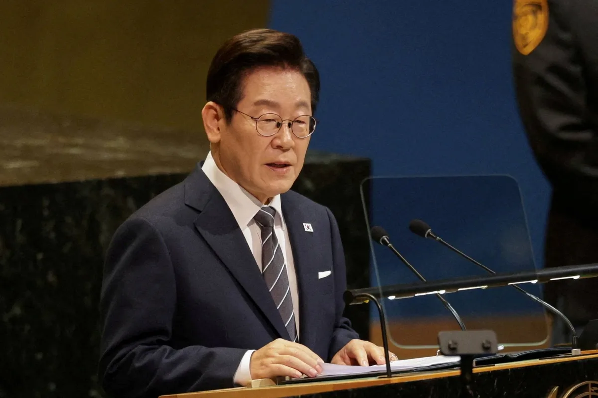 South Korea presidential chief of staff resigns amid slide in support for Lee