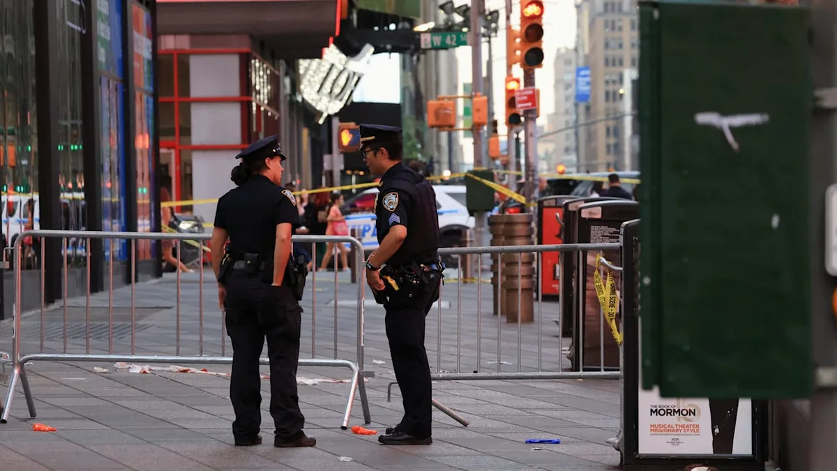 Angreiferin und Opfer tot - Frau sticht am Times Square auf Menschen ein
