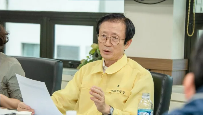 '총선 후보 지지 부탁' 이갑준 전 사하구청장 벌금 500만원 확정