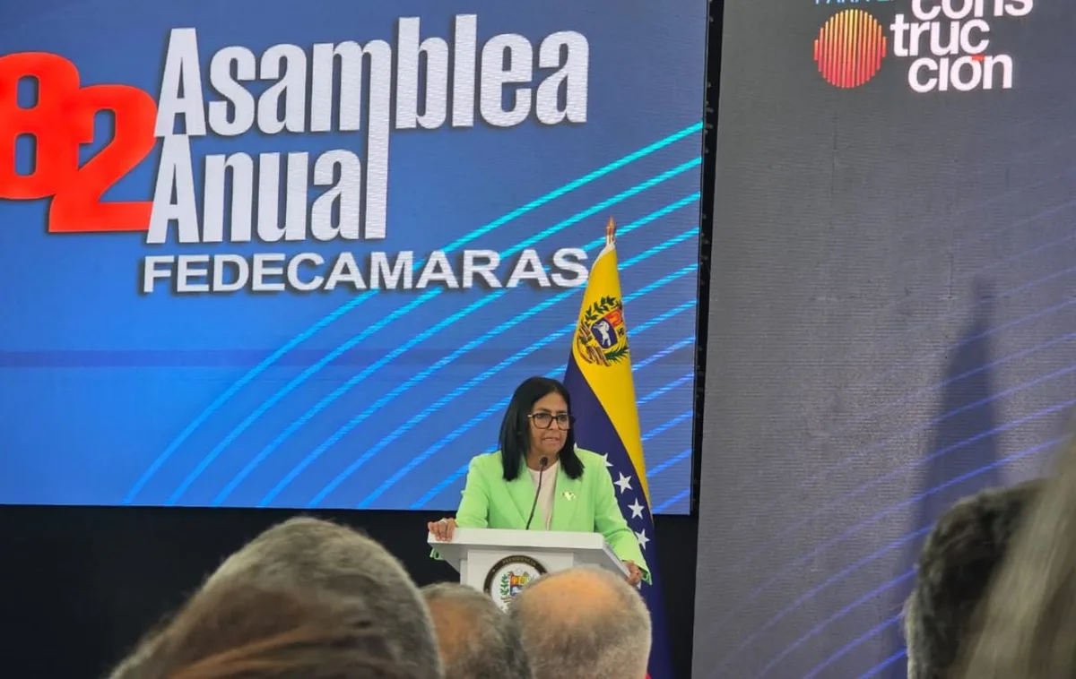 Delcy Rodríguez descartó dolarizar la economía venezolana y planteó otro camino