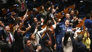 El Senado de Brasil aprueba el fin del 6×1 y da un triunfo estratégico a Lula