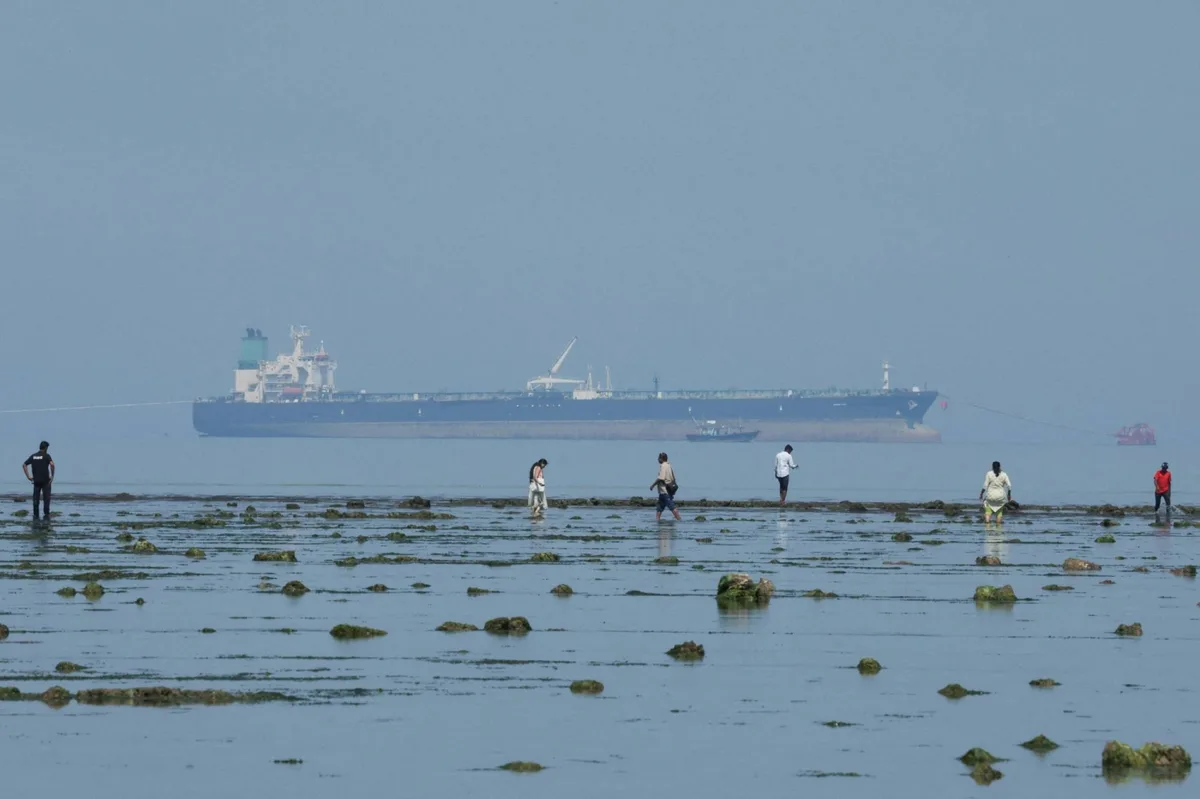 World running short of supertankers threatens long-haul oil flow
