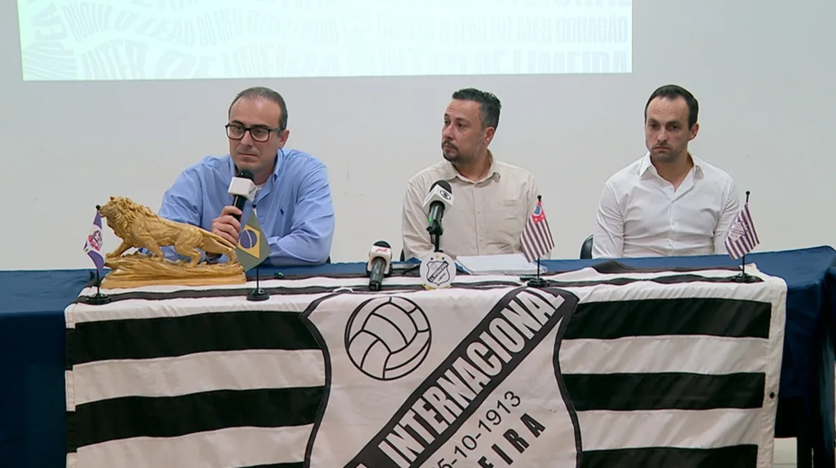 Investidor cita empolgação de Ronaldo e Roberto Carlos com SAF e revela planos