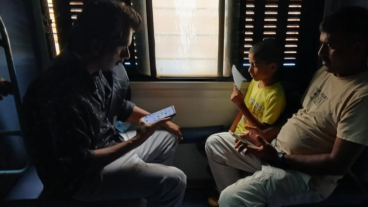 Using mobile phones in speaker mode in trains and railway premises attracts removal from railway premises, fine and imprisonment