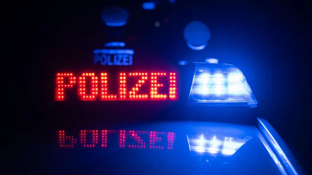 Kontrolle eskaliert: Betrunkener Radfahrer randaliert bei Kontrolle