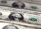 Dólar sobe a R$ 5,06 e Bolsa cai com fim da 6x1 e vendas do varejo no radar