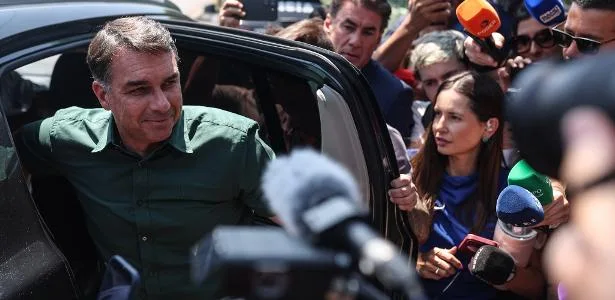 Vento político e falta de detalhe põem em dúvida tamanho de corte de Flávio