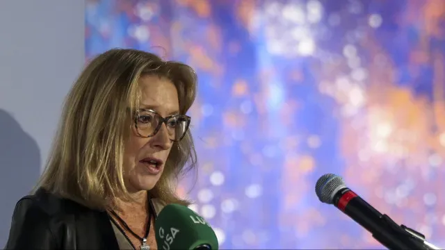 Ministra avisa que alterações substanciais à PSU podem violar autorização