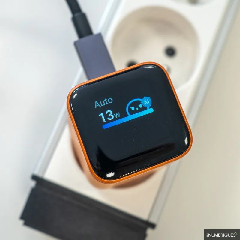 Actualité : French Days – Le chargeur Anker Nano (45 W, écran intelligent) à 29,99 € (-25%)