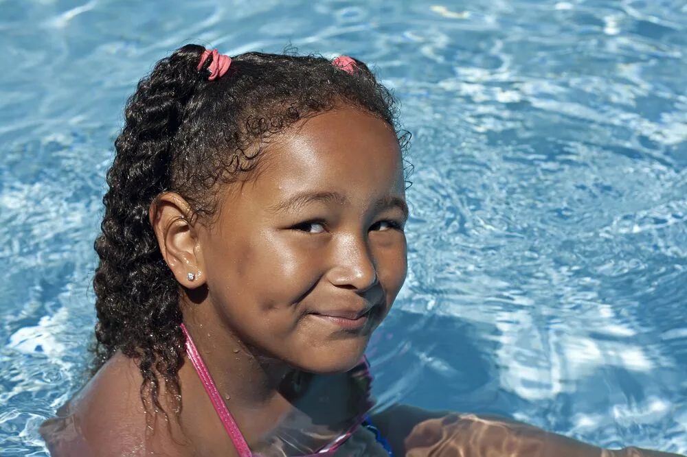 Dia de piscina exclusivo a negros: “apartheid” ou “tarde agradável” em Berlim?