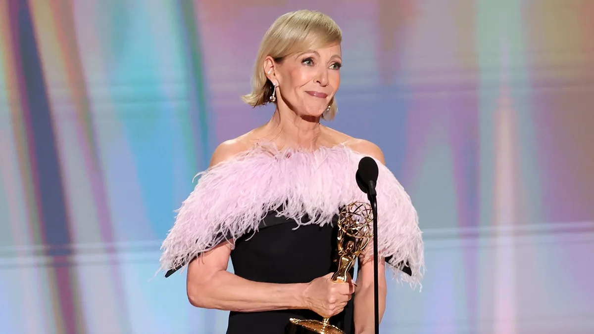 Allison Janney Surprised by Best Supporting Actress Emmys Win: “Not What I Planned At All”
