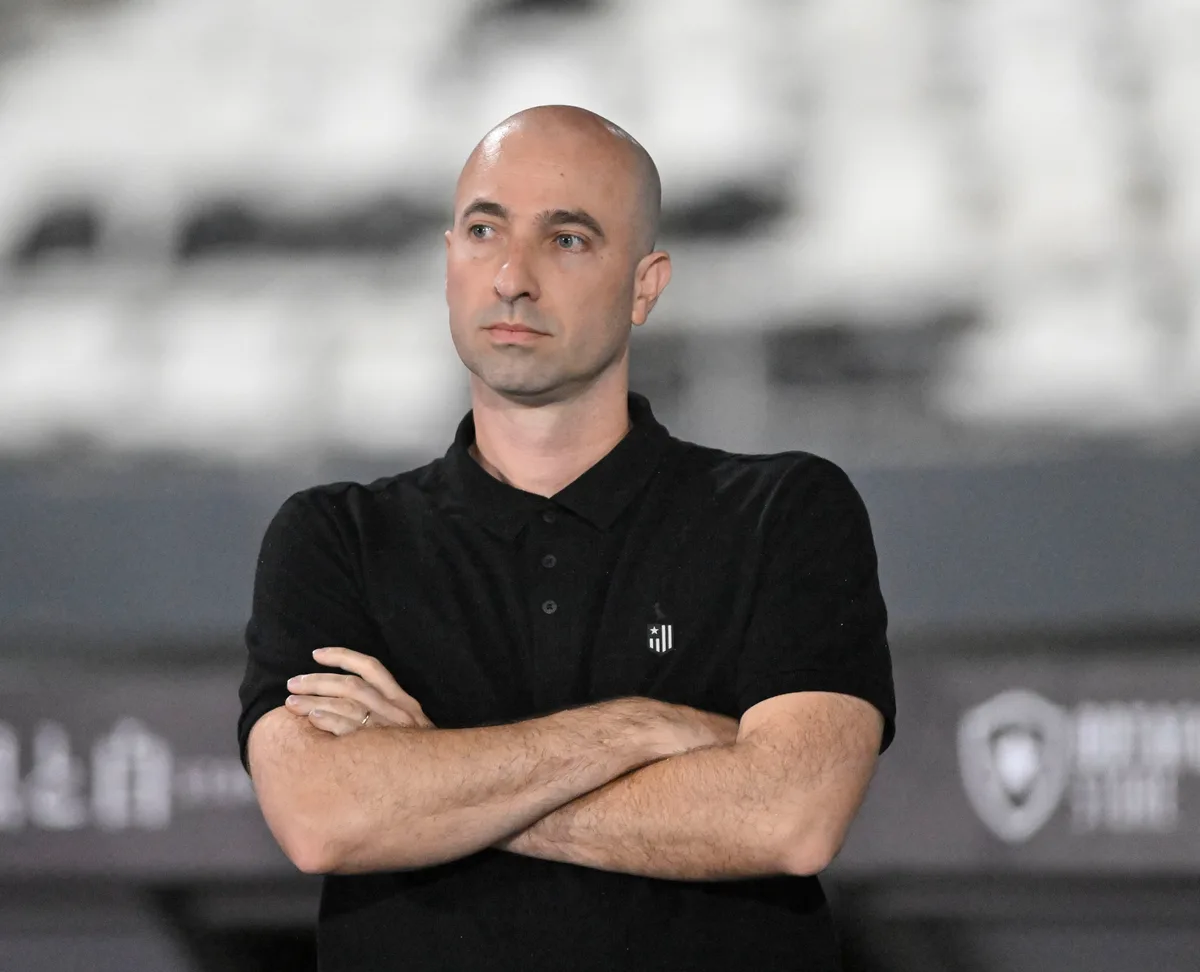 Bellão analisa derrota do Botafogo para o Athletico-PR