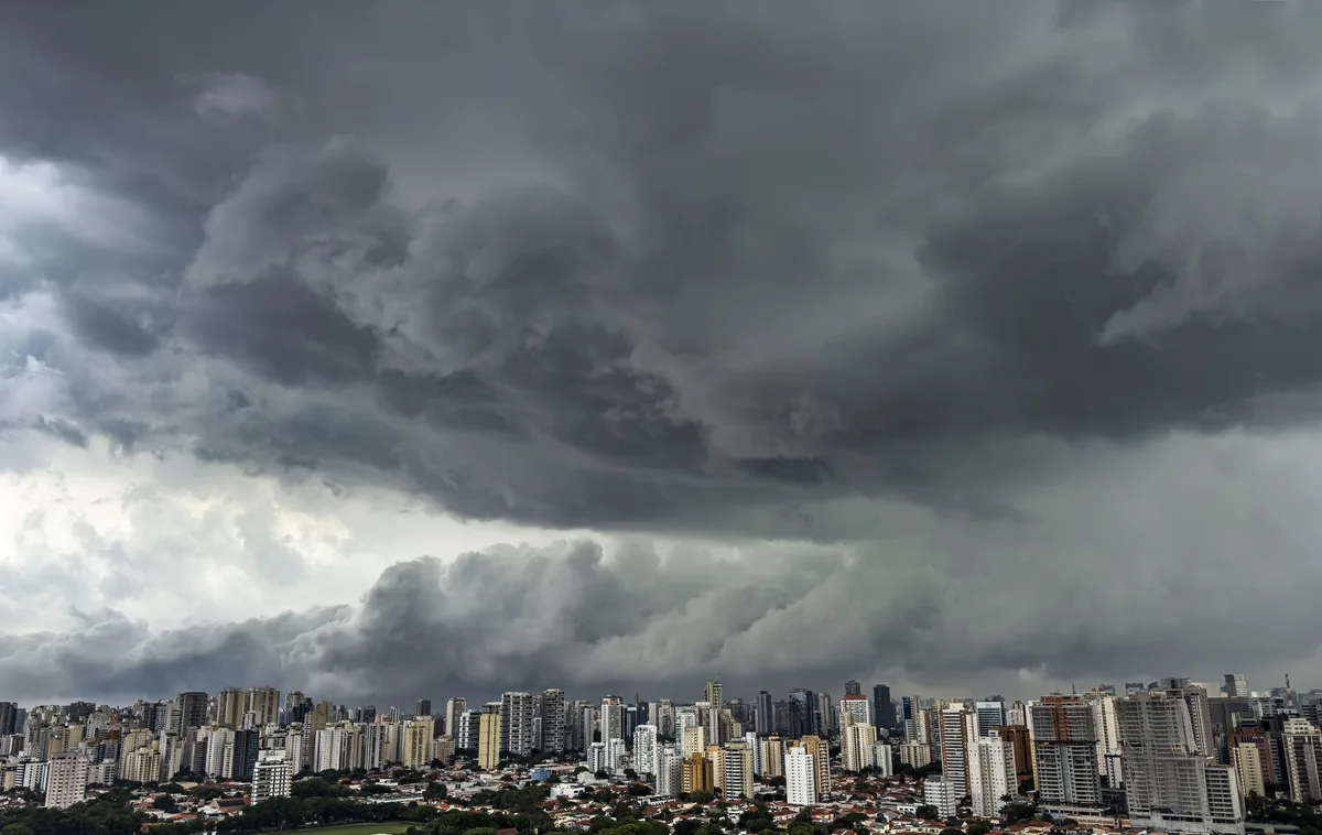 As chances de novas tempestades atingirem São Paulo nos próximos dias