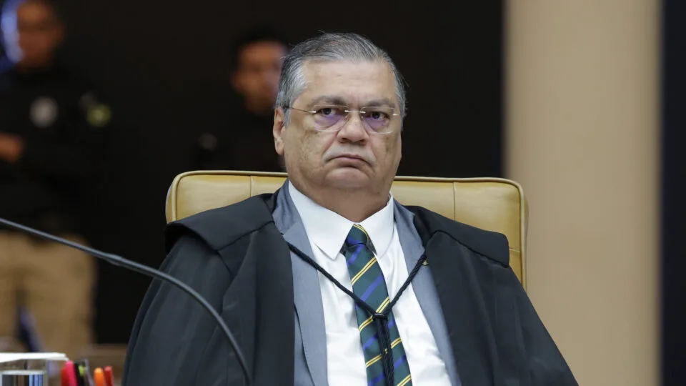 Dino determina nulidade de emendas indicadas por presidentes de partidos
