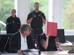 Erste Äußerung vor Gericht: Angeklagte im Fall Fabian: "Hätte ihm nie etwas antun können"