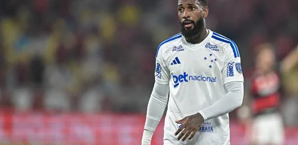 Gerson tem jogo de xingamentos e eliminação em novo encontro com o Flamengo