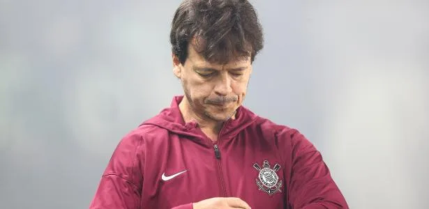 Diniz explica derrota após vaga na Libertadores: 'Não íamos estar 100%'