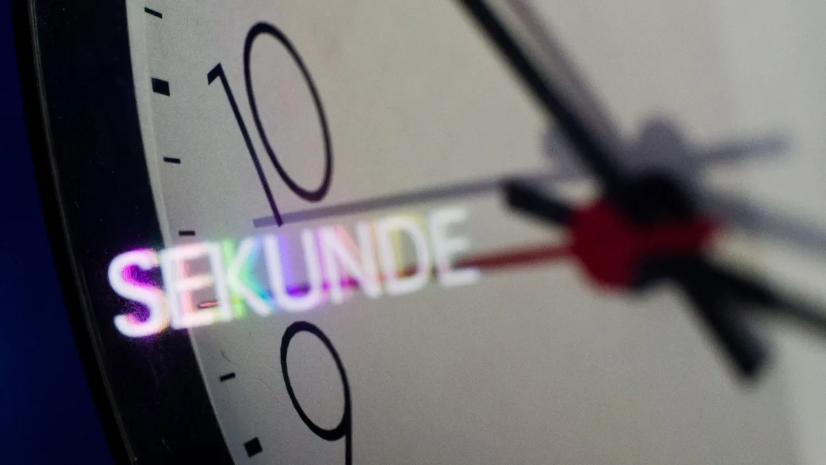 Schaltsekunde abgeschafft - kommt dafür die Schaltstunde?