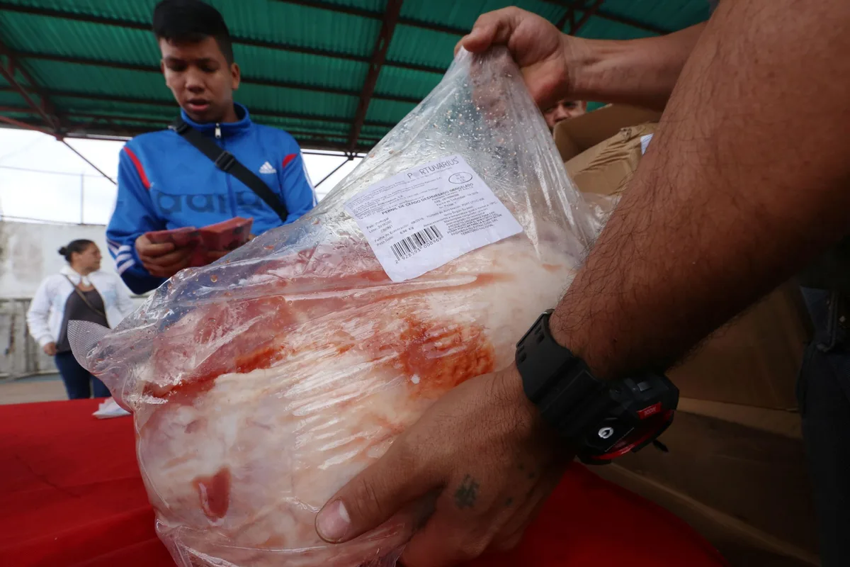 Gobierno y sector privado evaluaron coordinan distribución de carne de cerdo para fin de año