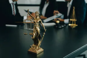 Tese do STJ exigirá distinção para equilibrar sucumbência em RJ e falência