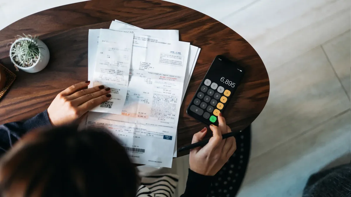 Las familias afrontan la cuesta de septiembre con la luz y las gasolinas disparadas y la inflación en máximos de tres años