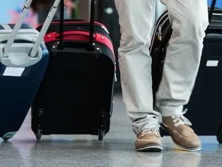 « Mon frère a été forcé » : arrêté avec 16 kg de cannabis, un jeune de Maine-et-Loire détenu à Hong Kong depuis un mois