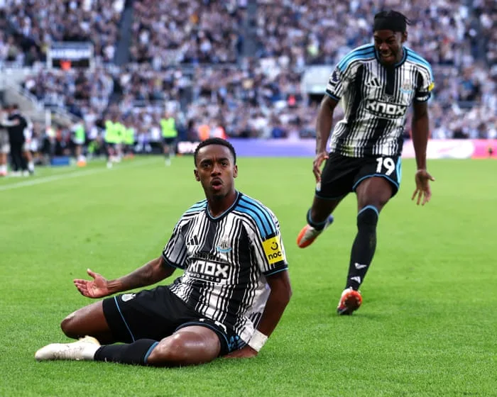 Newcastle United v Liverpool: Premier League – live
