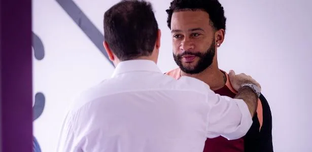 Organizadas do Corinthians pedem saída de Paz e Memphis em papo com Stabile