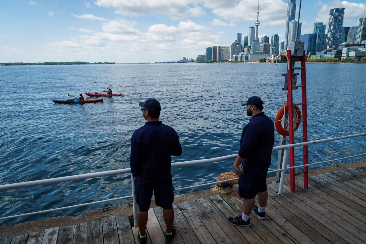 Trump officially signs executive order directing government to rename Lake Ontario as ‘Lake America’