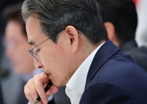 '부동산·ETF 책임론'에 결국 김용범 사퇴…정책기조 바뀔까
