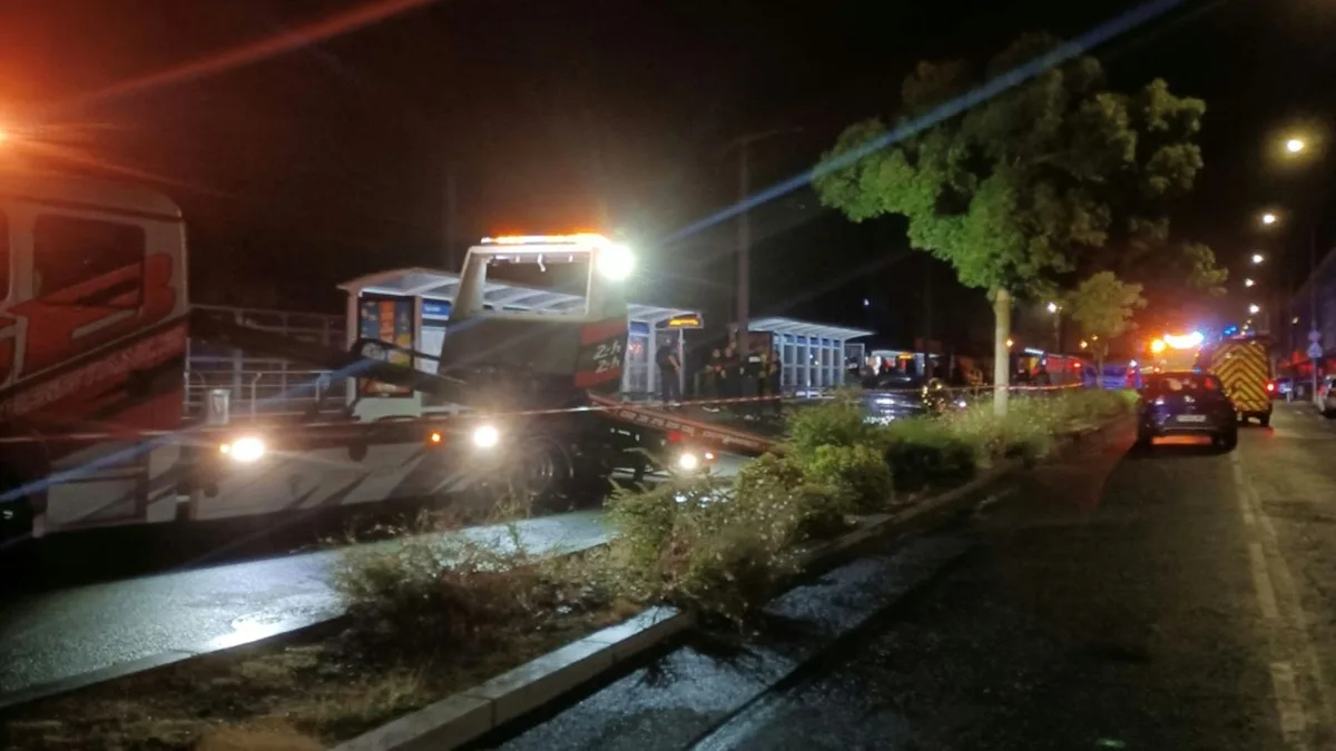 Mit Auto in Menschenmenge gerast: Ein Toter und zehn Verletzte in Frankreich