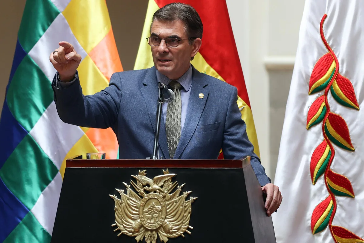 Rodrigo Paz busca blindar a Bolivia en la lucha contra el narcotráfico con apoyo de cinco países vecinos