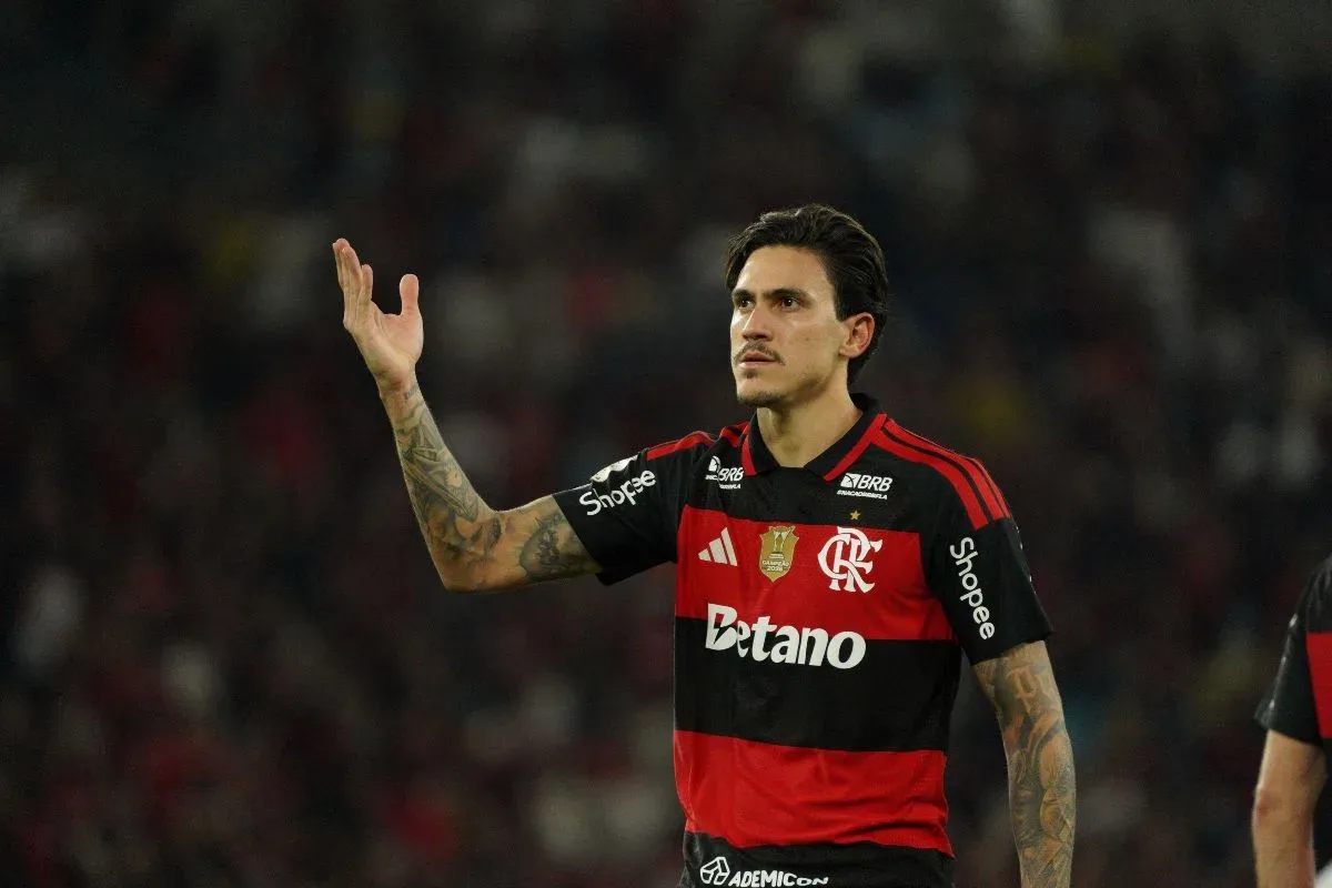 Após marcar, Pedro é substituído e questiona Jardim no Flamengo: “Todo jogo?”