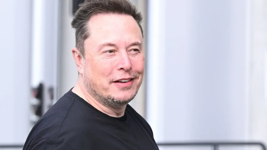 Künstliche Intelligenz: Musk lässt Wettbewerbsklage gegen Apple fallen