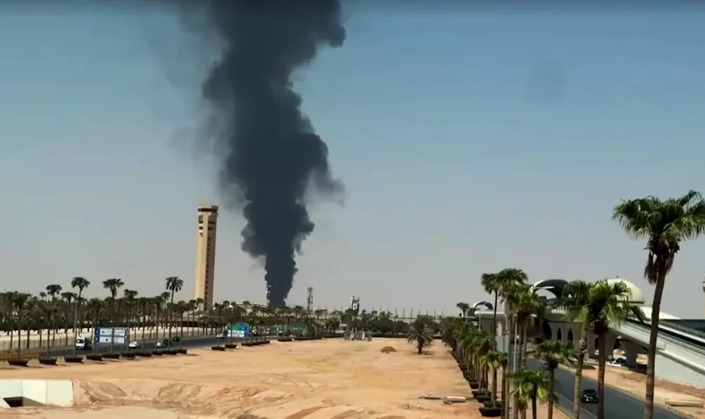 Flames and large plume of black smoke seen rising near Riyadh airport