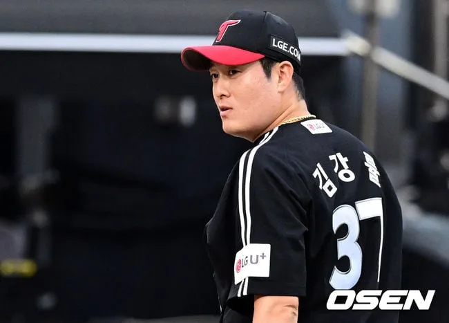 고우석-손주영-김진성-유영찬 줄줄이 빠졌다…LG 불펜, 14억 FA가 구세주 될까