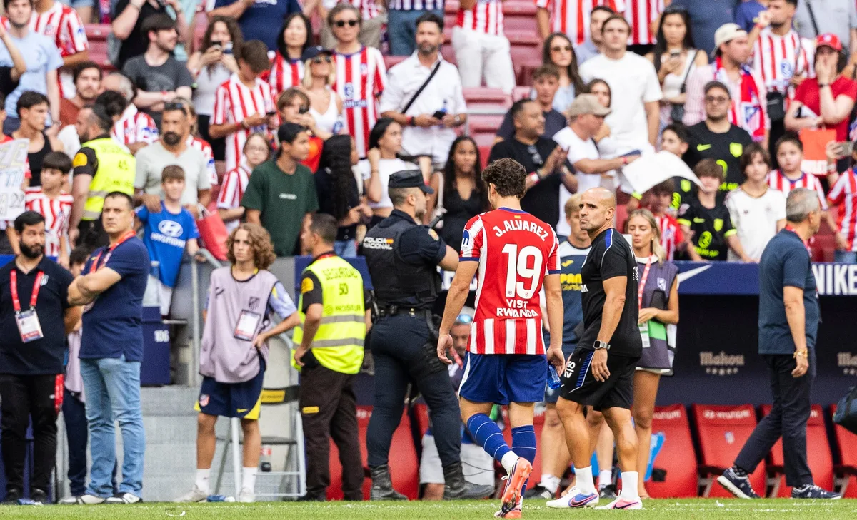 Los motivos del no del Atlético al Barça por Julián