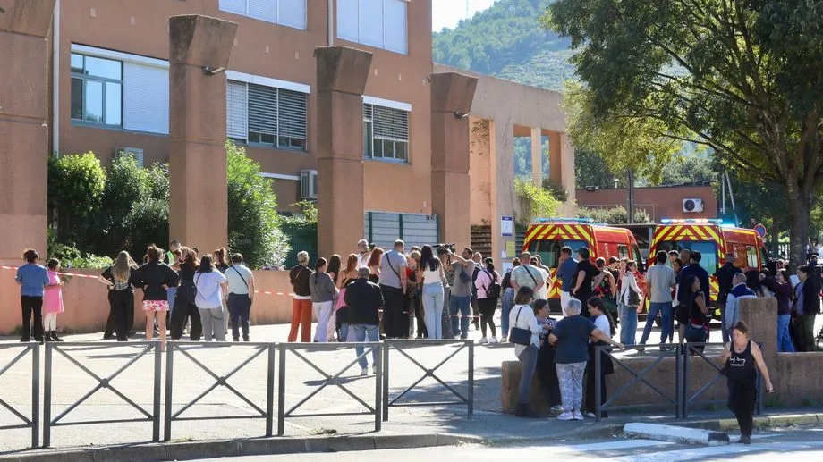 Tirs au collège d'Aubagne : détention requise contre le collégien, "influencé" par les tueries de masse