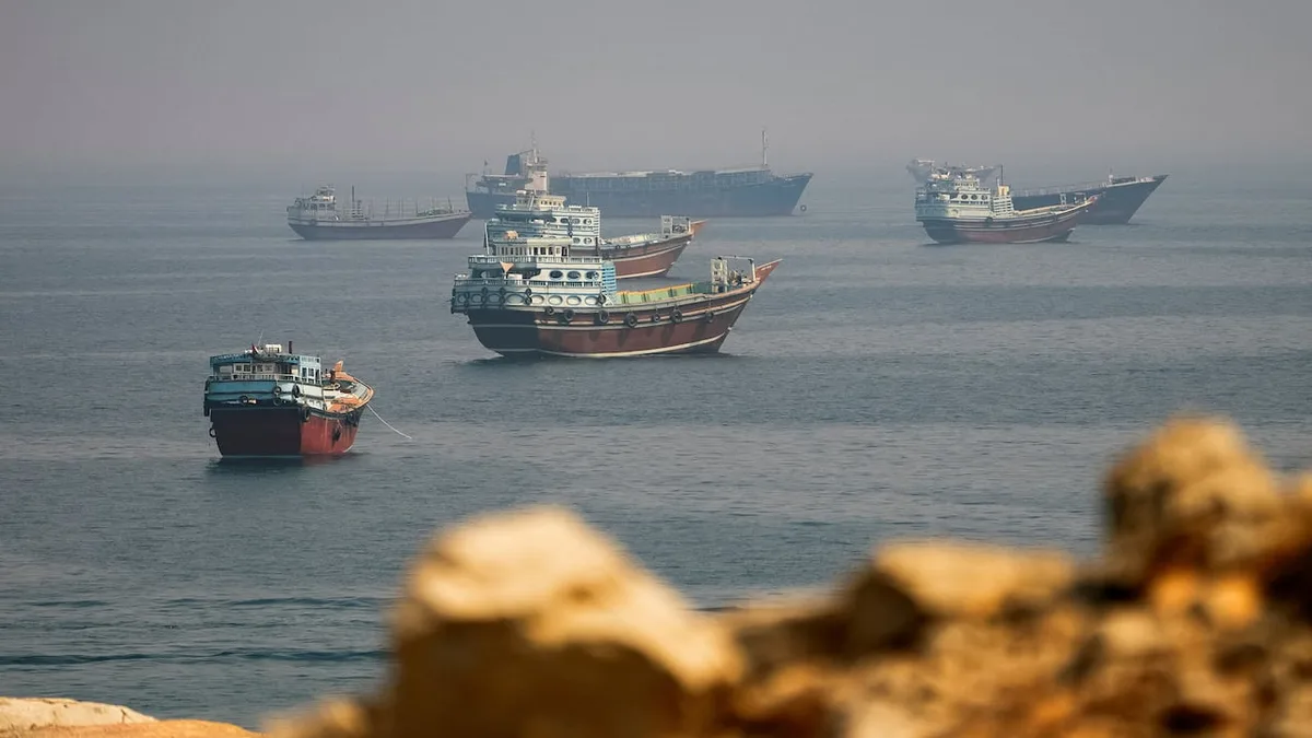 U.S. military launches new attacks against Iran