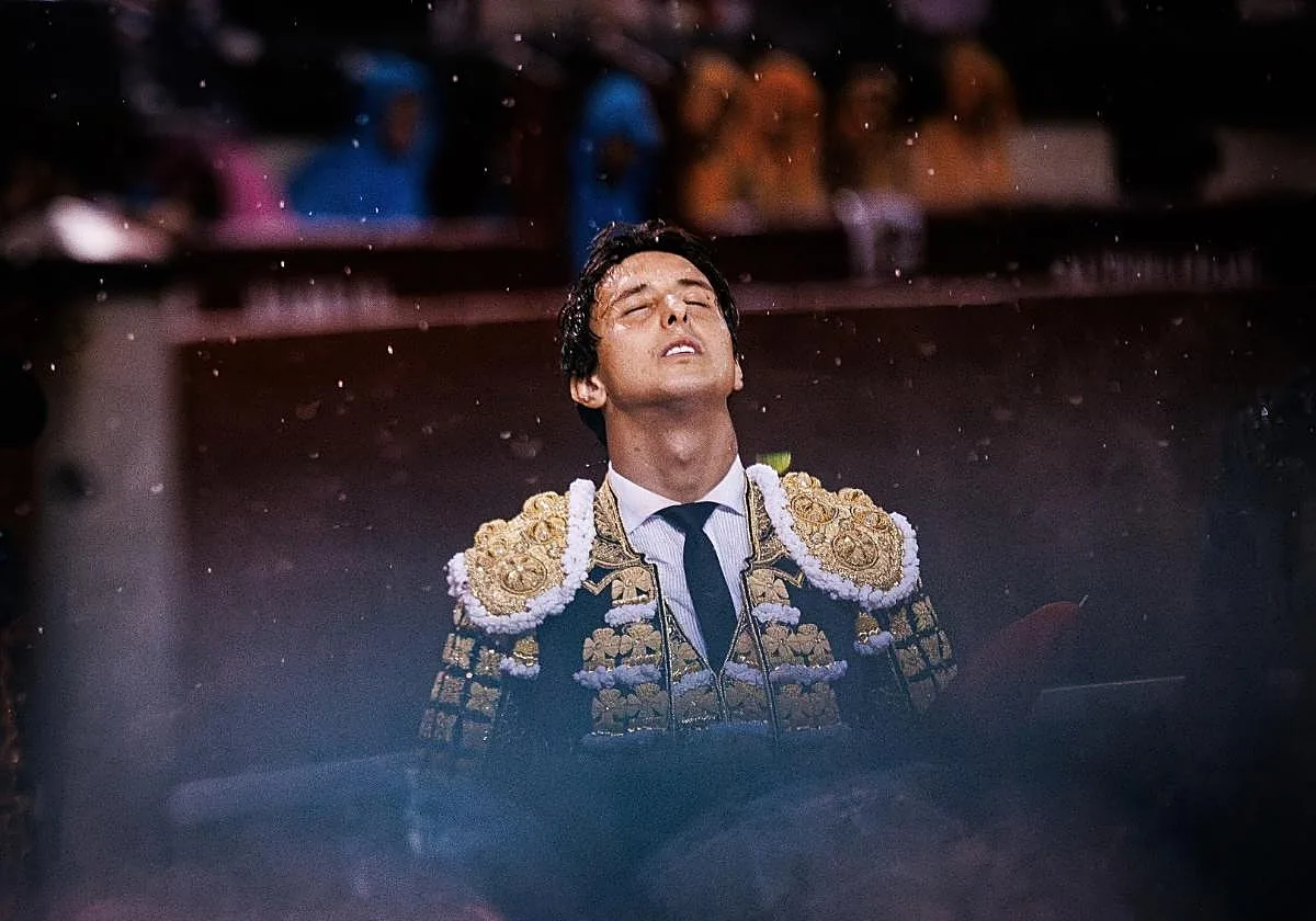 La dura crítica del 'Daily Mail' a Roca Rey: lo califica como el «peor torero del mundo»