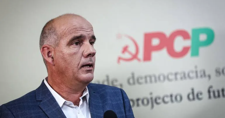 PCP desafia PS a chumbar OE2027