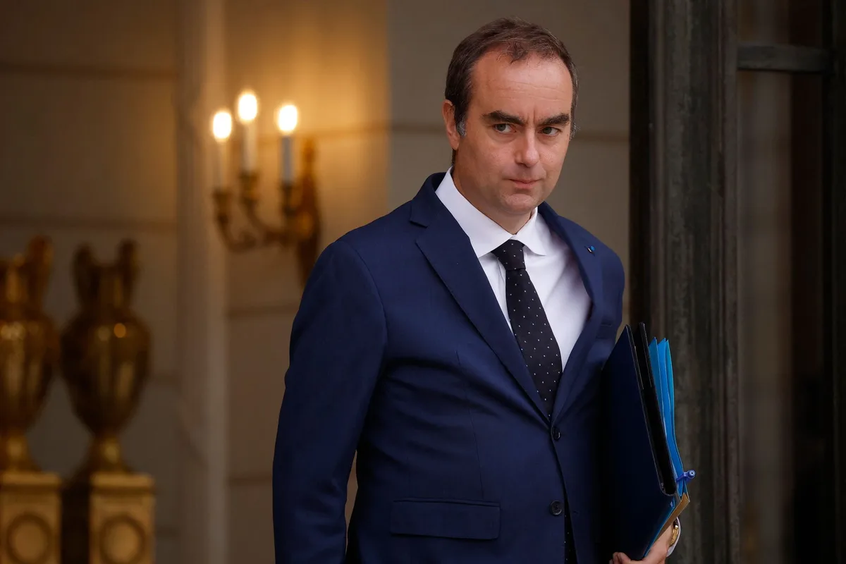 Budget 2027 : gel des dépenses hors défense, hausse des crédits pour la protection de l’enfance