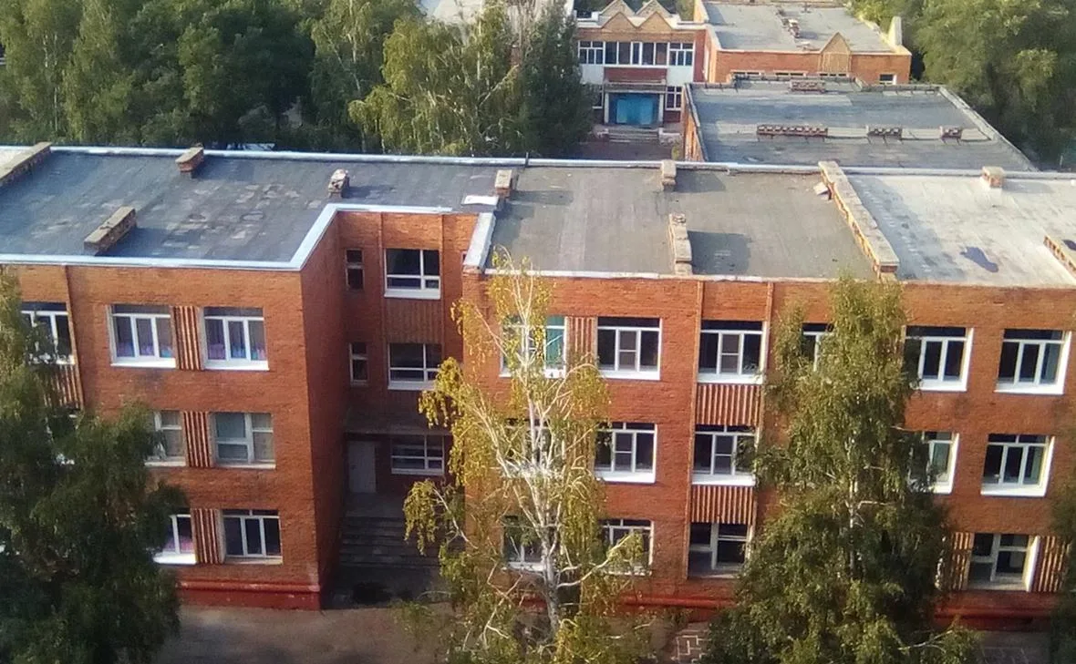 В Омске накажут директора детсада за «стриптиз» актера в образе Пирожкова