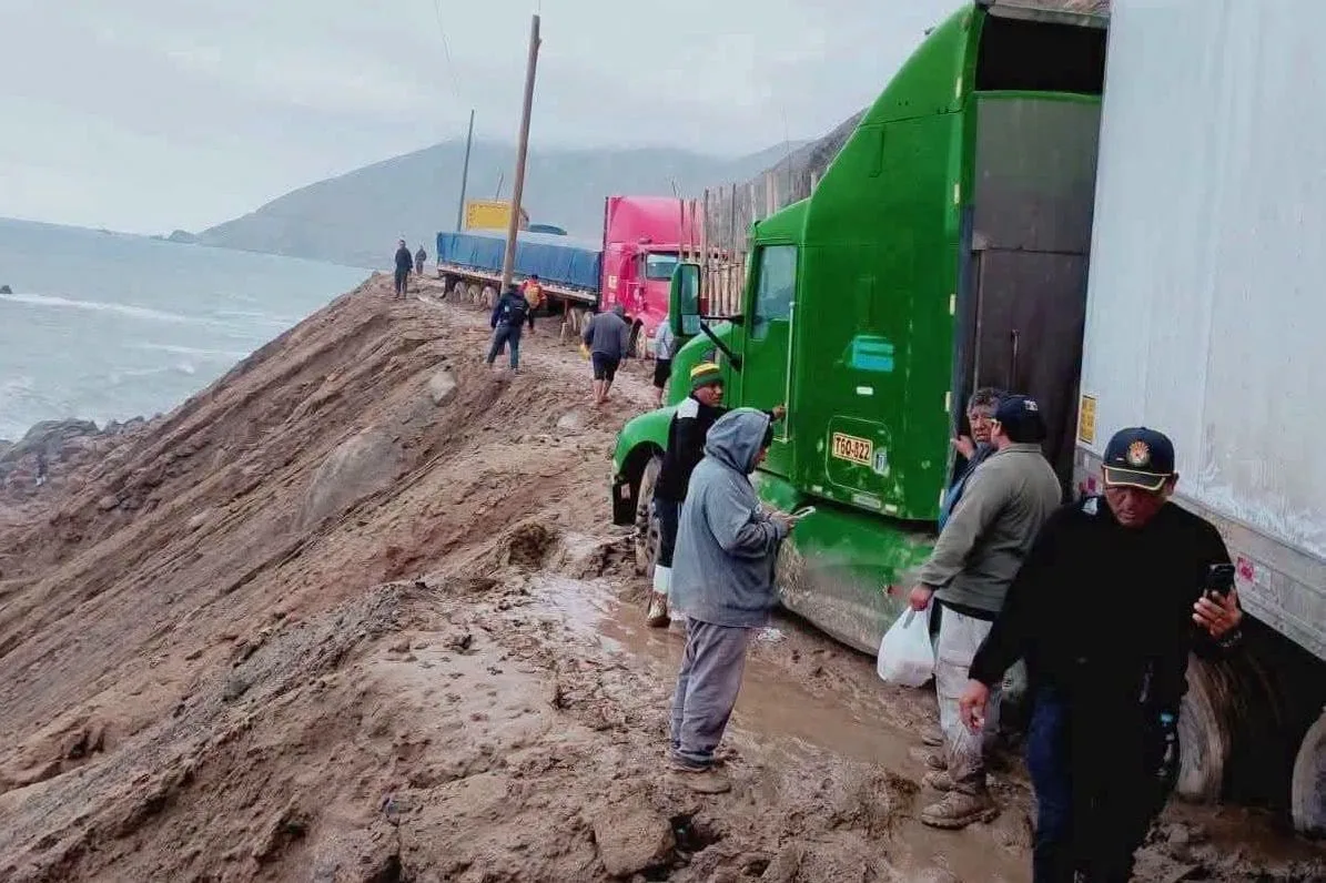 Emergencia en Arequipa EN VIVO: desabastecimiento de GLP y miles de varados por bloqueos en la Panamericana Sur